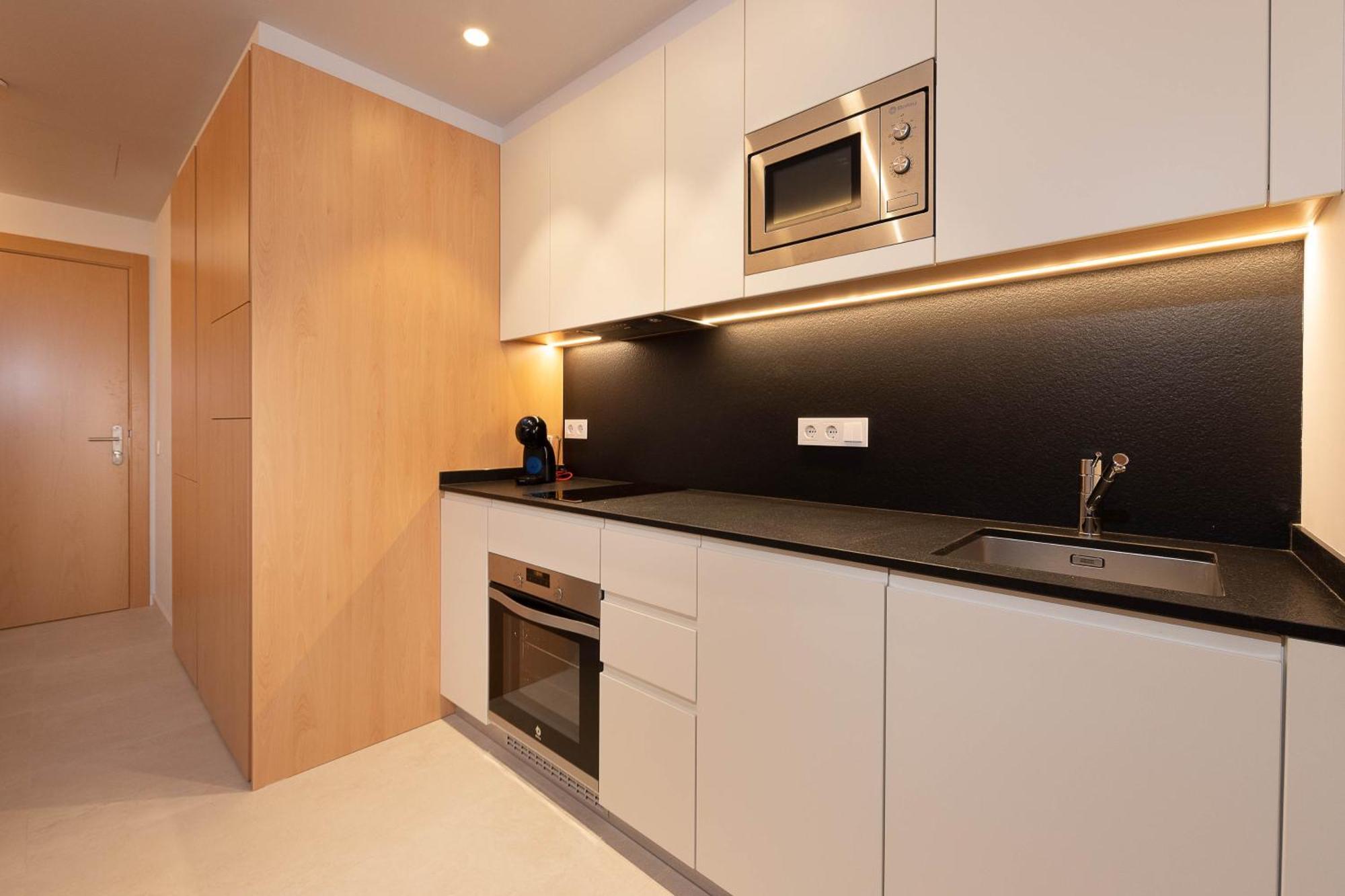 C&C Apartments Figueres  Esterno foto