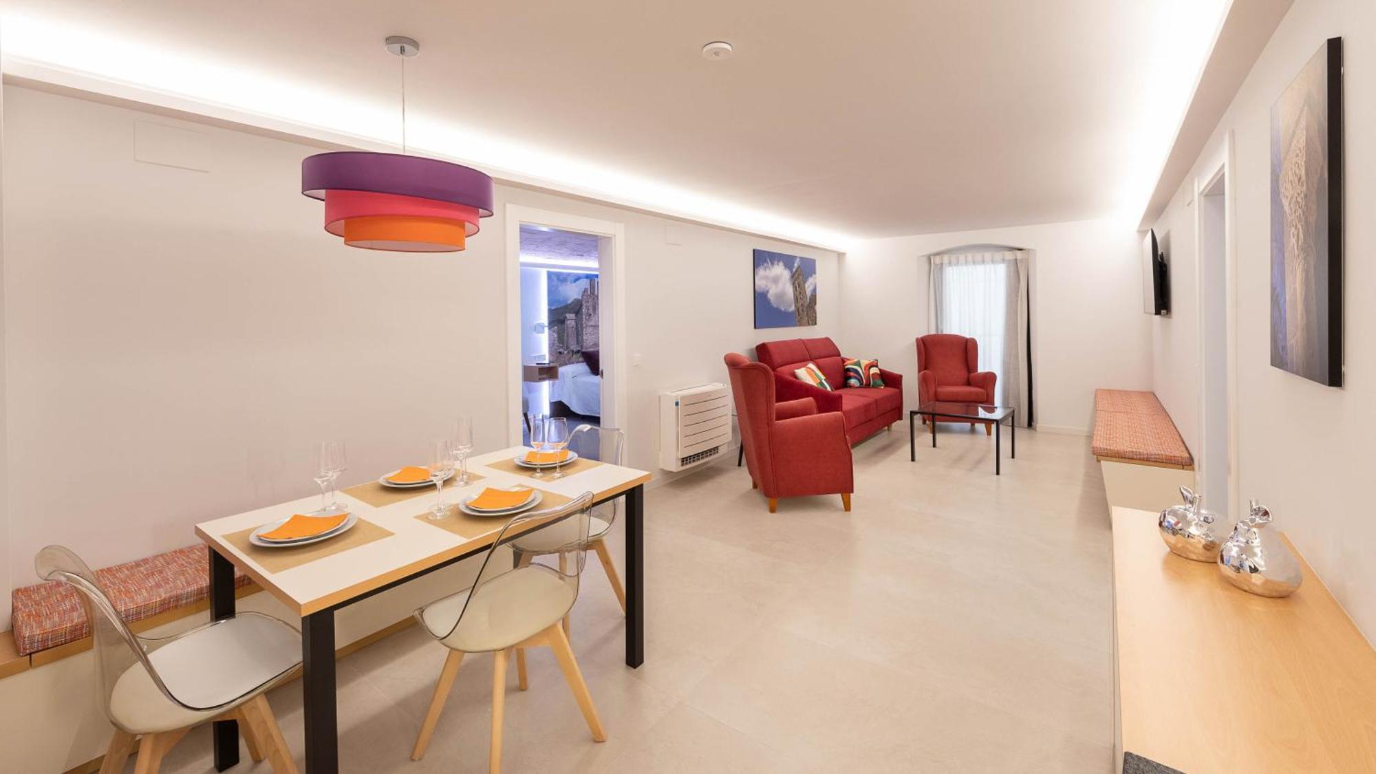 C&C Apartments Figueres  Esterno foto