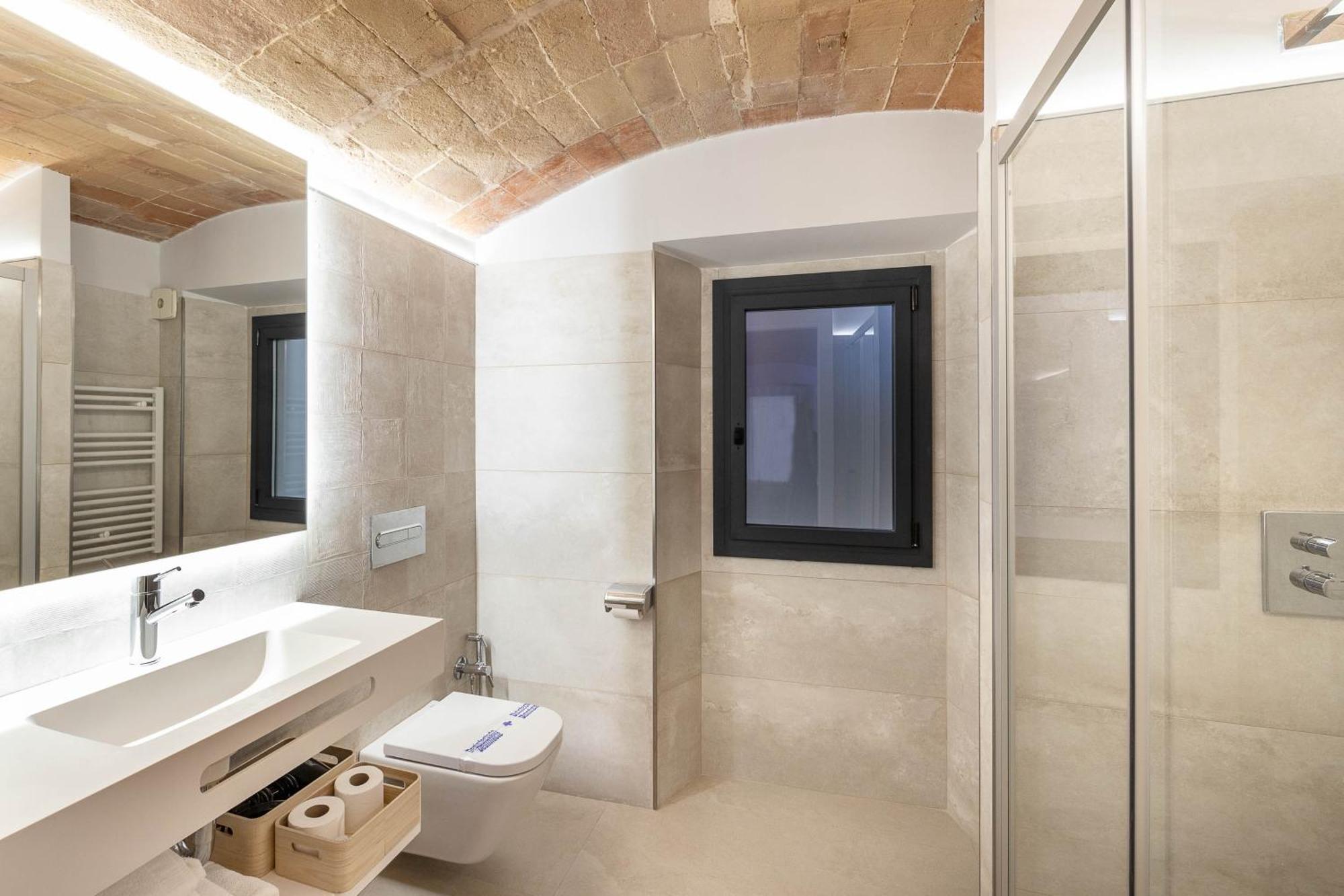 C&C Apartments Figueres  Esterno foto