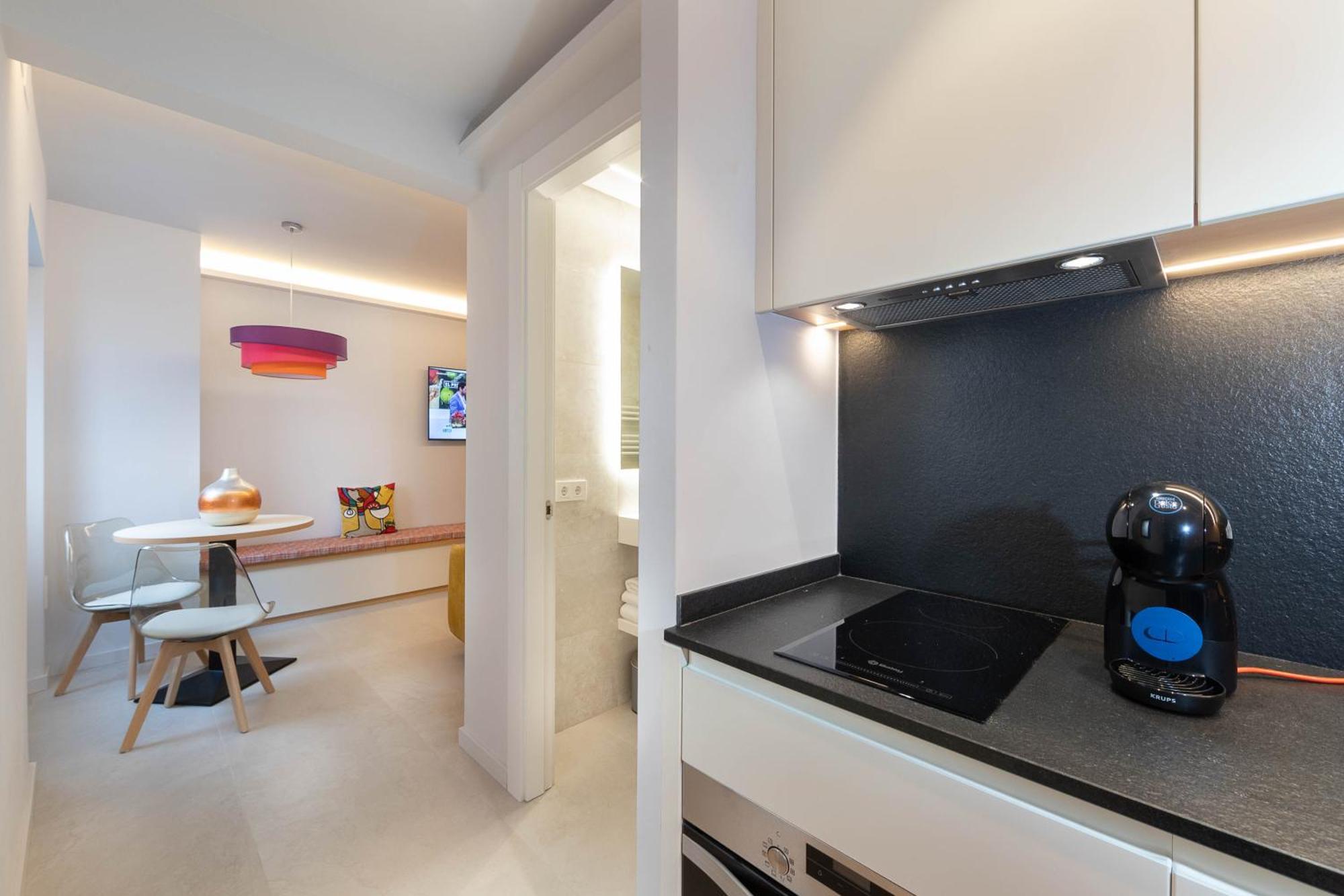 C&C Apartments Figueres  Esterno foto