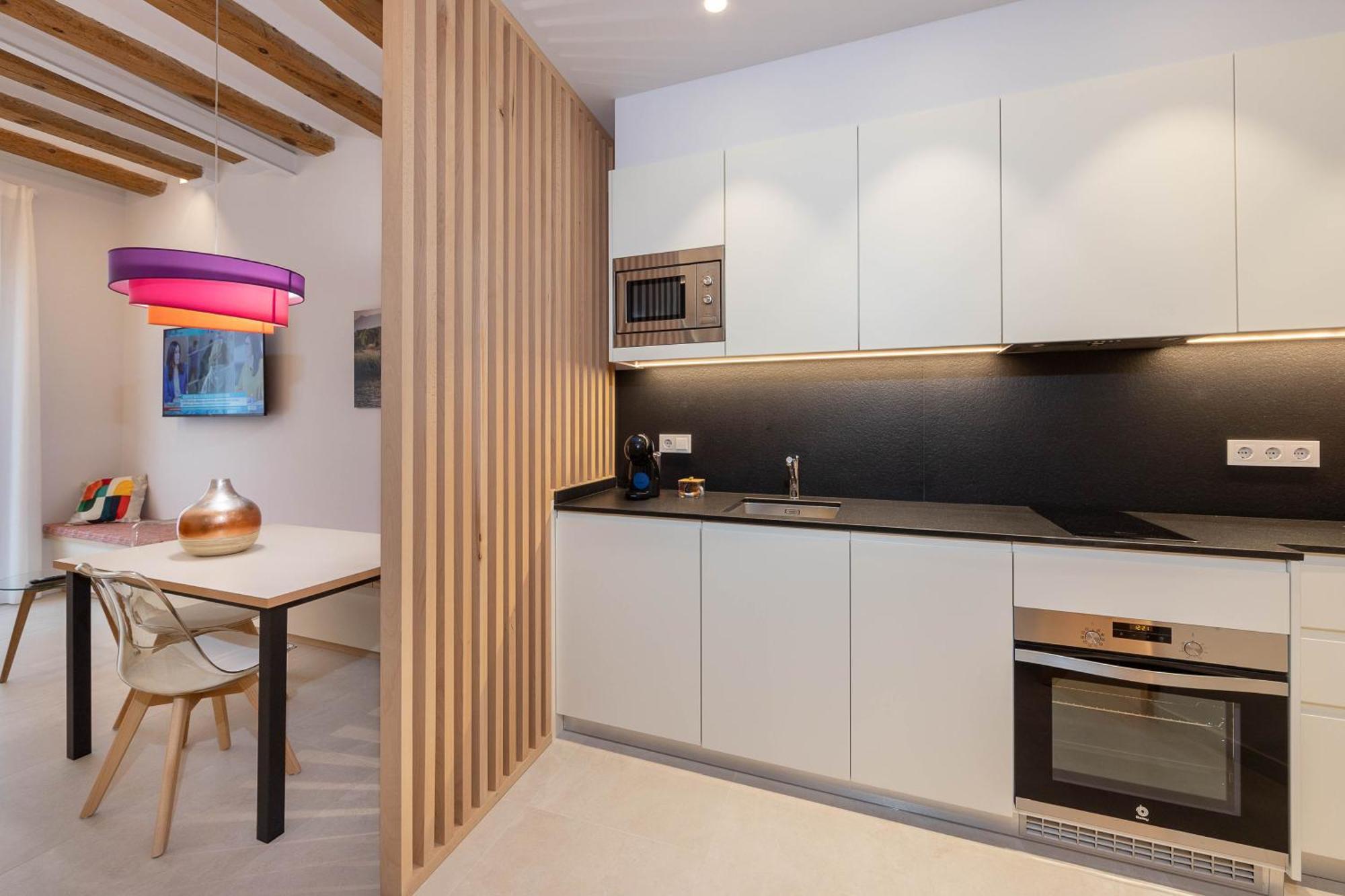 C&C Apartments Figueres  Esterno foto
