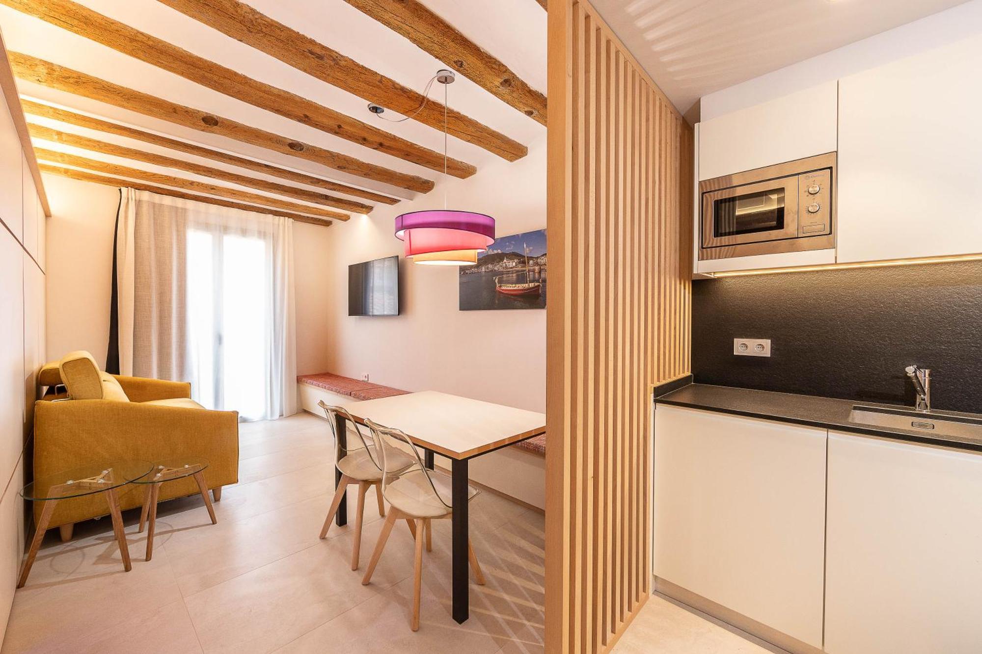 C&C Apartments Figueres  Esterno foto
