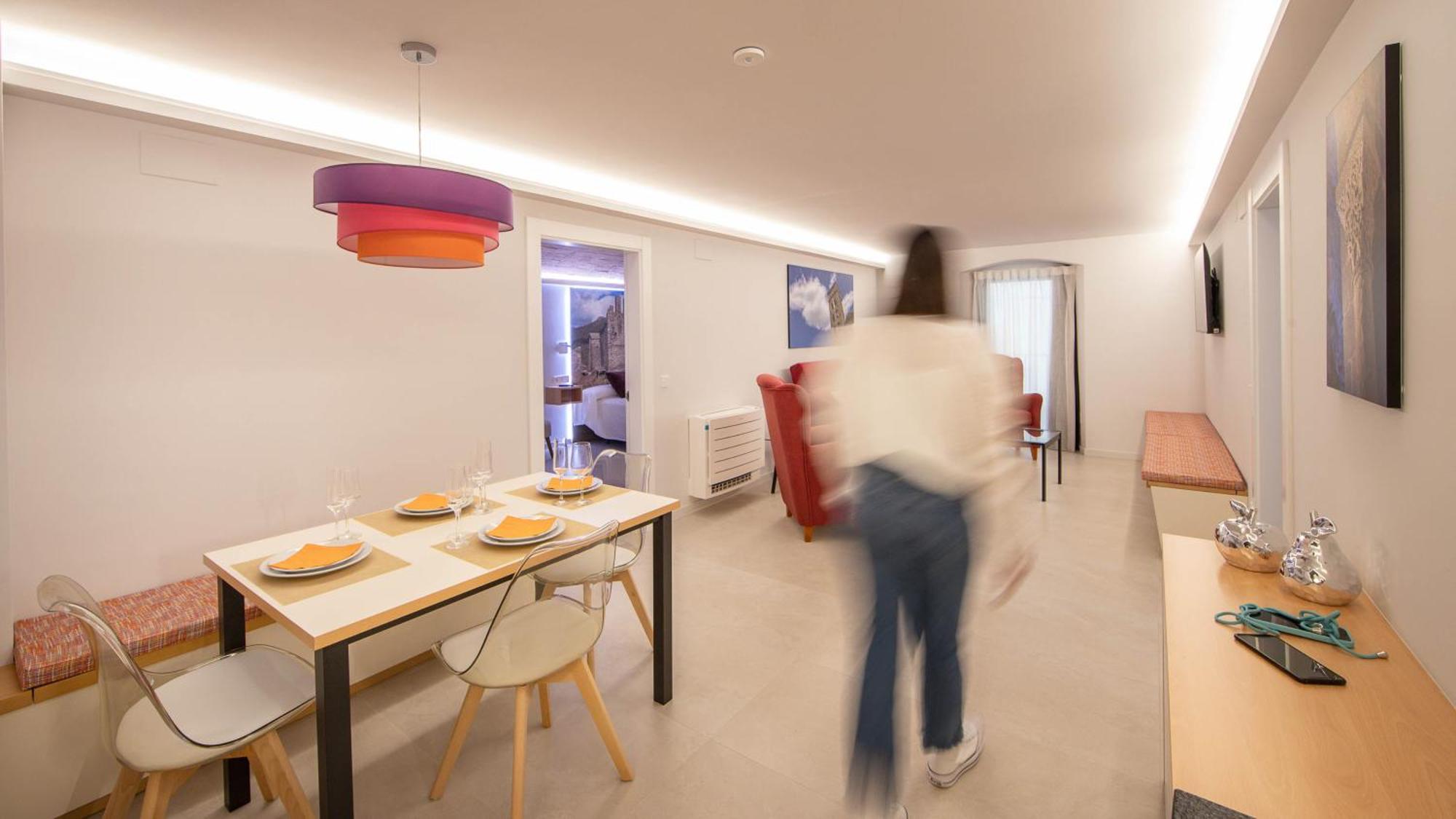 C&C Apartments Figueres  Esterno foto