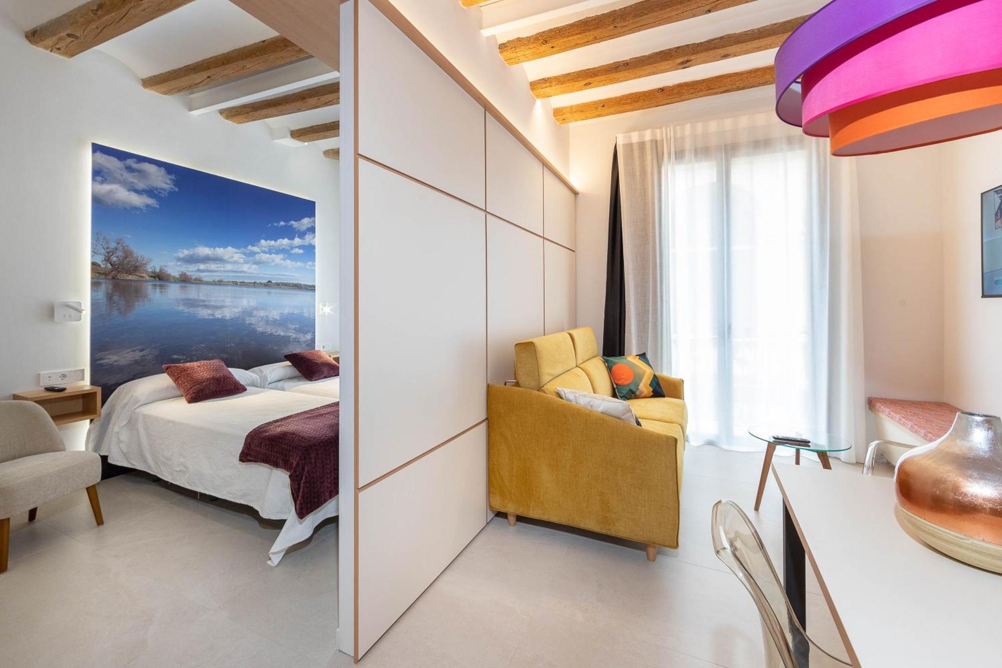 C&C Apartments Figueres  Esterno foto